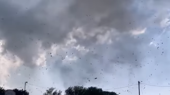 Violent tornado hits Westmoreland, Kansas