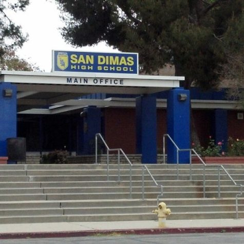 San Dimas High School and Lone Hill Middle School on Lockdown After Prank Call Threatens Armed Person on Campus: Authorities Investigate as Student Arrested and No Evidence of Weapon Found